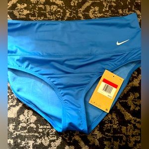 Nike bottoms unworn with tag